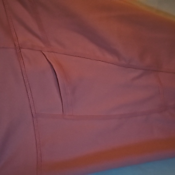 Champion Women Yoga exercise pants, Size Medium, Color Peach - Picture 5 of 5